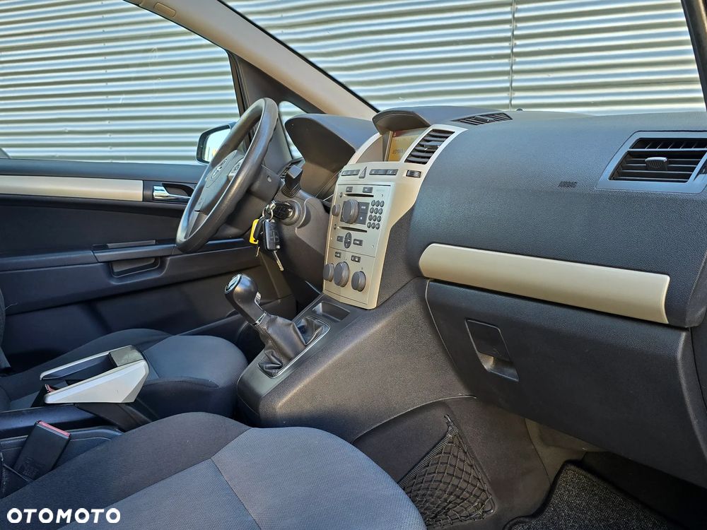 Opel Zafira 1.8 Elegance - 9
