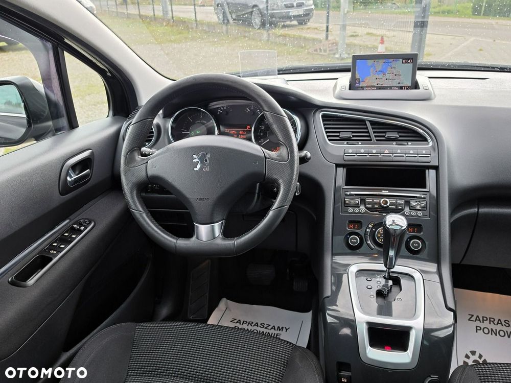 Peugeot 5008 - 26