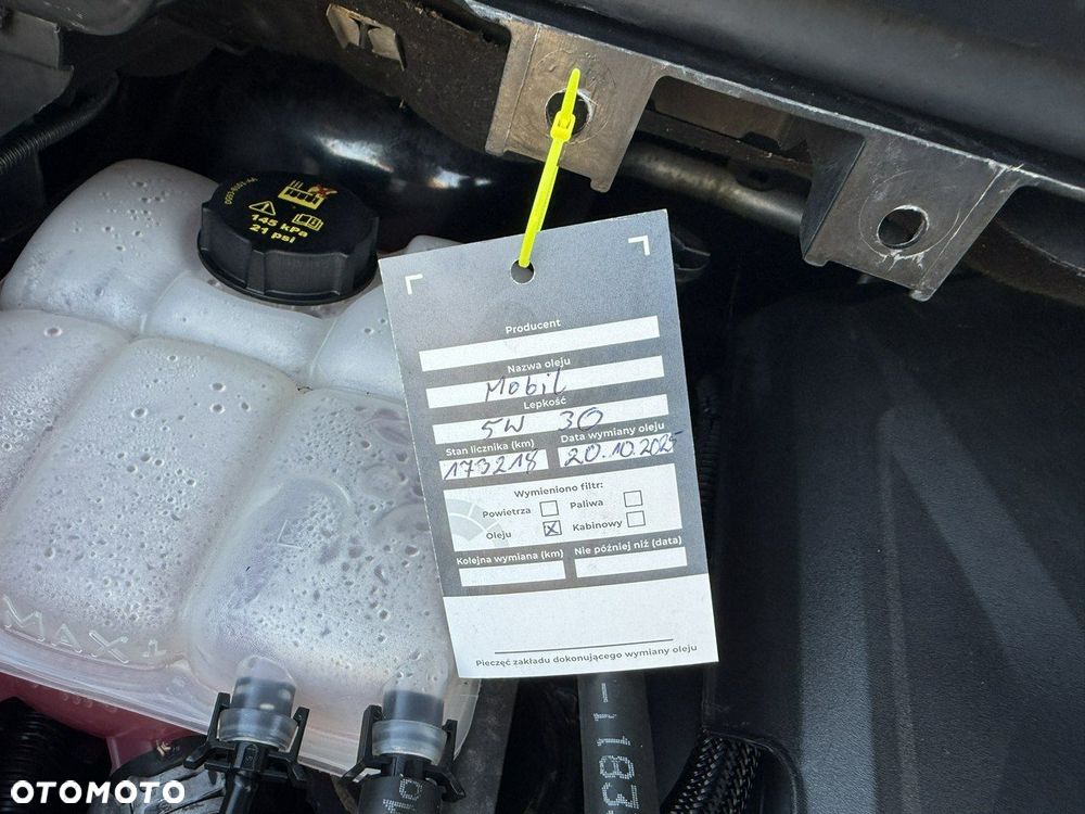 Ford Grand C-MAX - 10