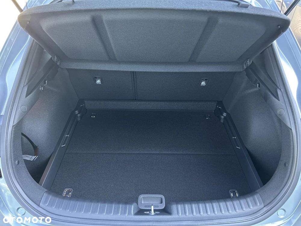 Kia XCeed 1.6 T-GDI Tribute DCT - 19