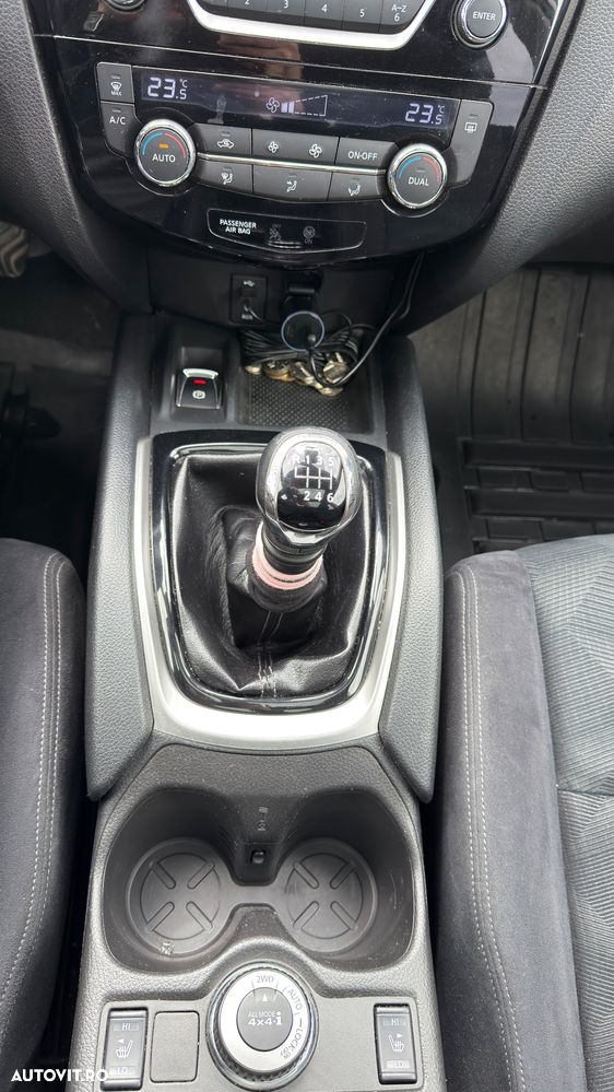 Nissan X-Trail 1.6 dCi ALL-MODE 4x4i Tekna - 17