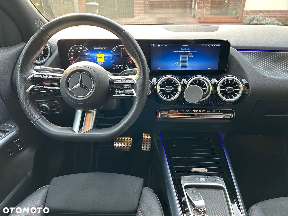 Mercedes-Benz GLA 250e AMG Line - 22