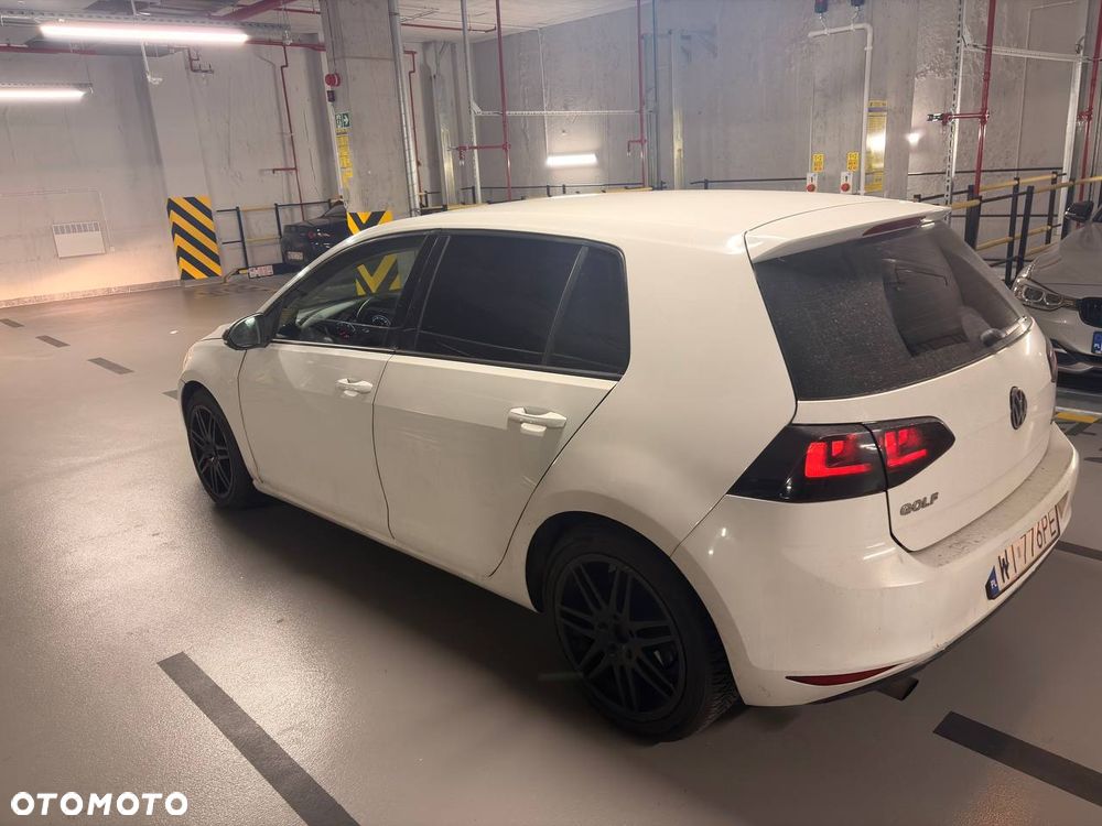 Volkswagen Golf 1.6 TDI BlueMot Trendline DSG - 3