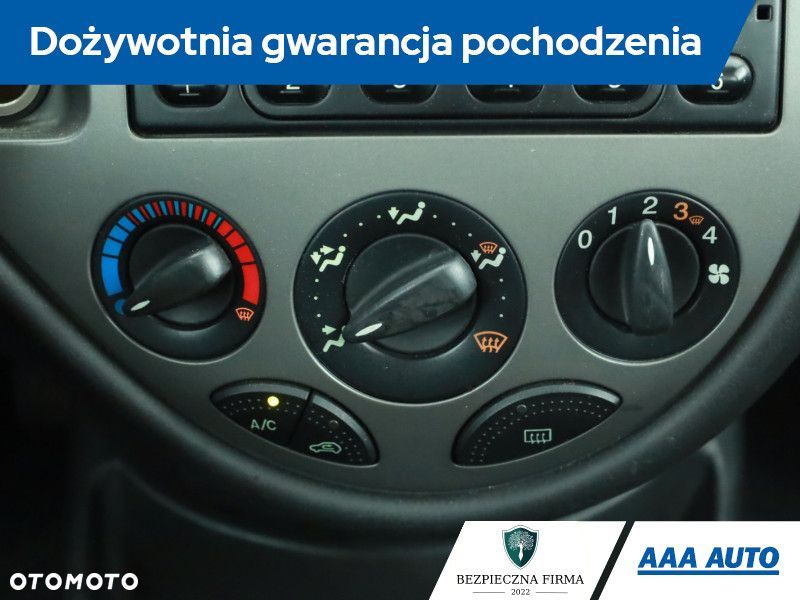 Ford Focus SW - 12