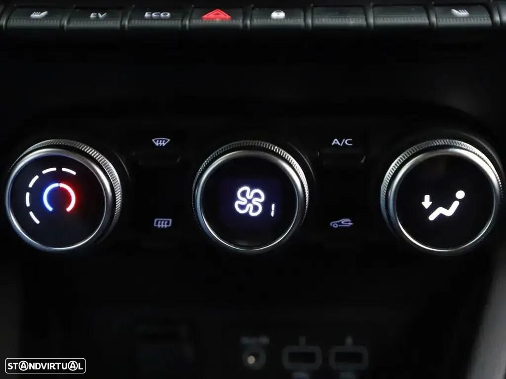 Renault Clio 1.6 E-Tech Intens - 19
