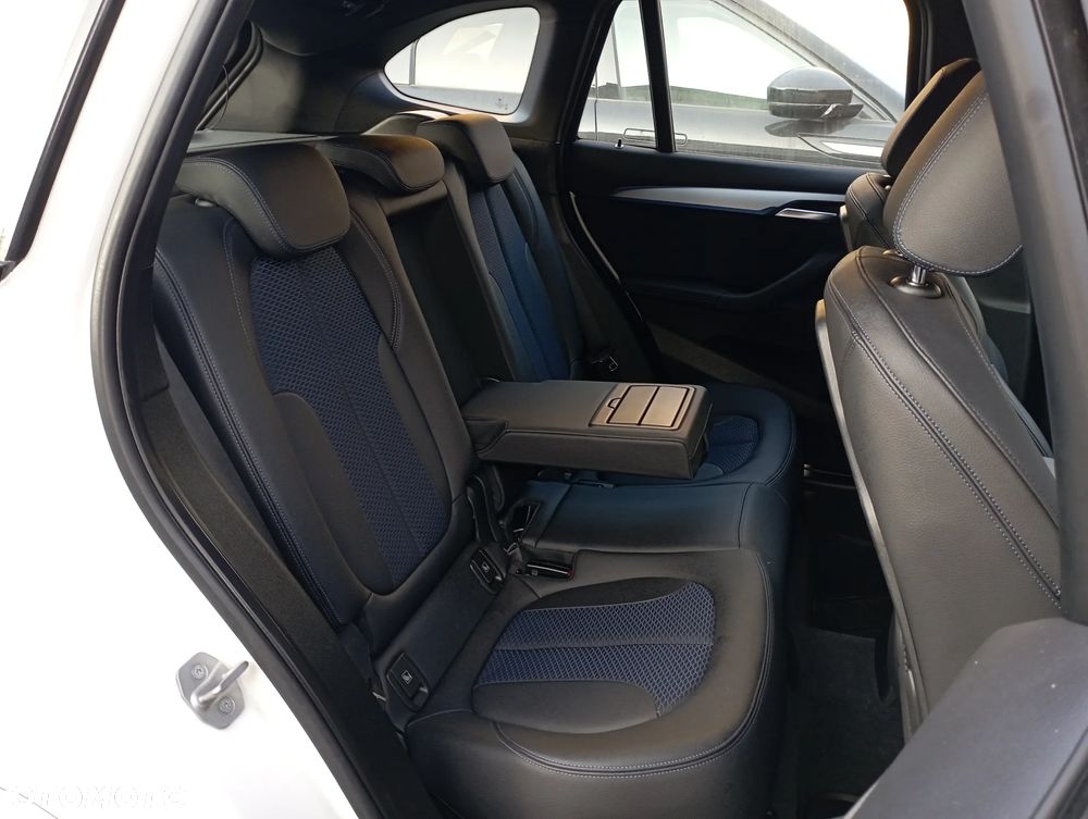 BMW X1 sDrive18i M Sport - 10