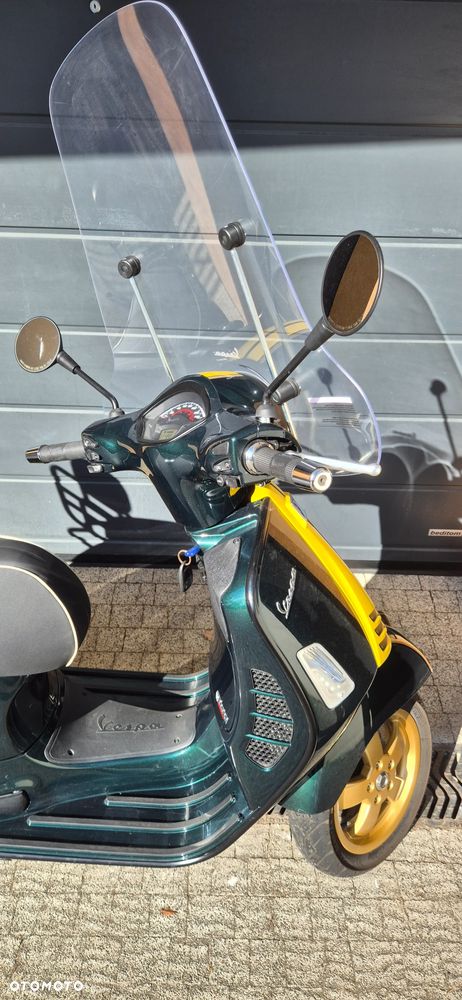 Vespa GTS - 5