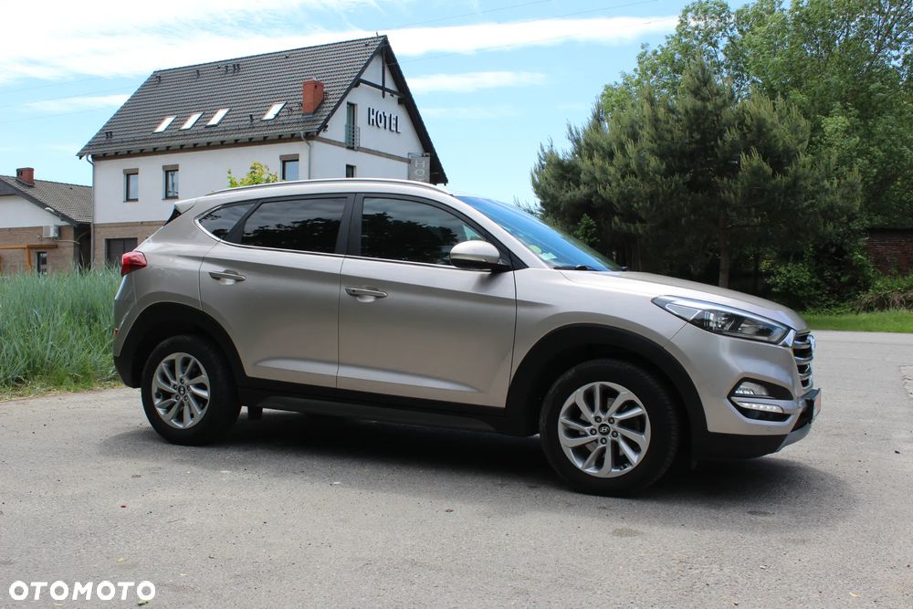 Hyundai Tucson blue 1.7 CRDi 2WD DCT Premium - 14