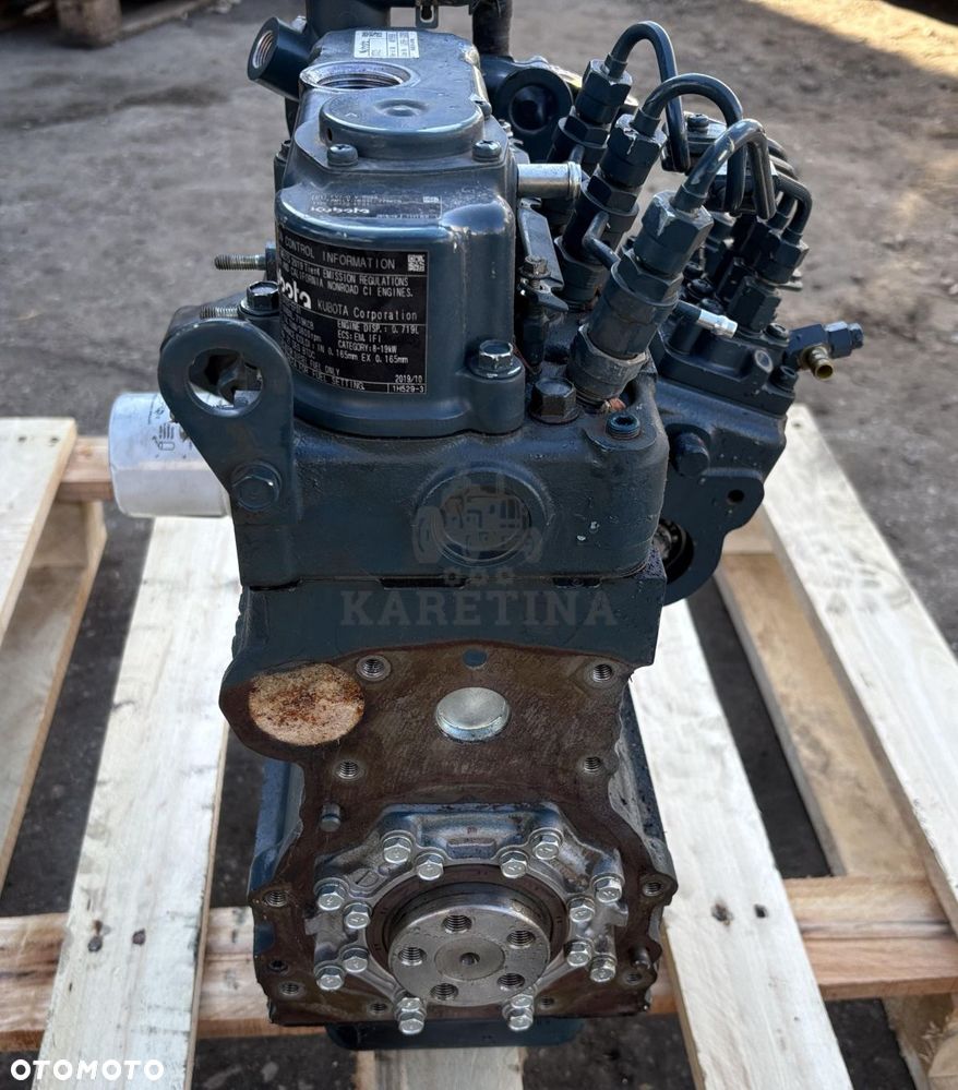 Kubota D722 D722-EF01 Silnik Słupek Pokrywa Blok Głowica Miska Tłok Klawiatura CZĘŚCI - 2
