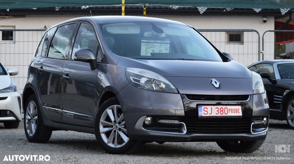 Renault Scenic - 1