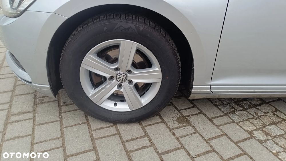 Volkswagen Passat Variant 1.6 TDI (BlueMotion Technology) Trendline - 9