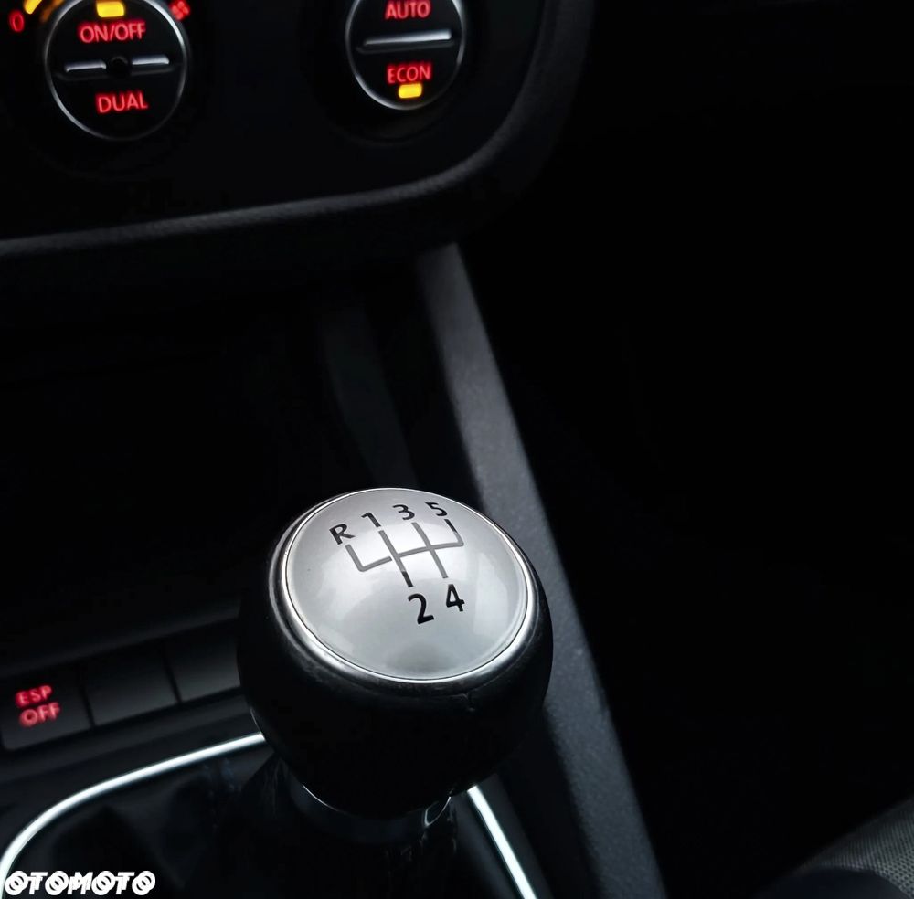 Volkswagen Golf 1.6 Tour Edition - 31