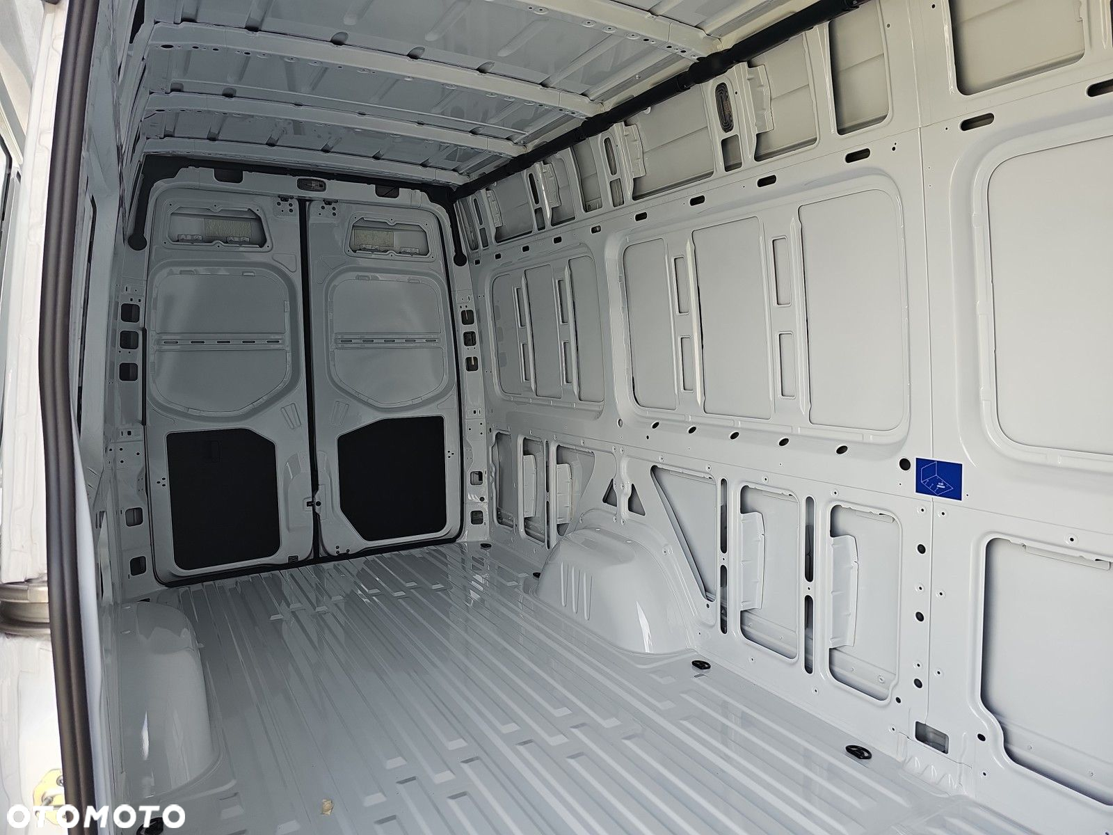 Mercedes-Benz Sprinter 319 CDI - 15