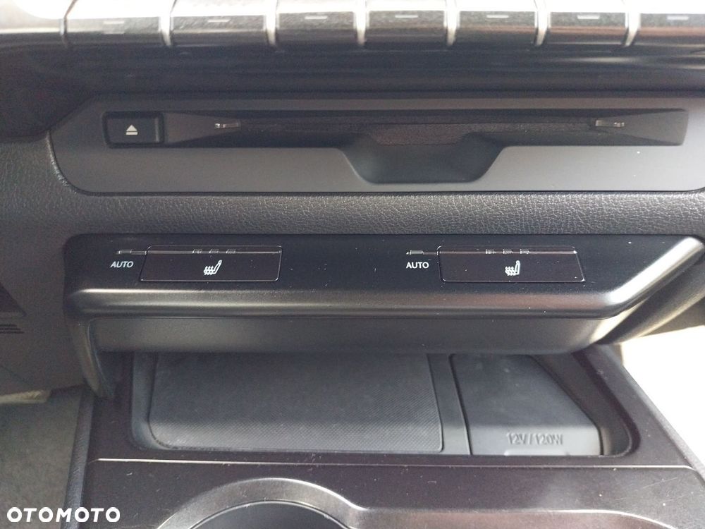 Lexus UX 250h GPF F Impression 2WD - 24