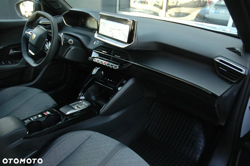 Peugeot 2008 1.2 PureTech Allure S&S EAT8 - 7