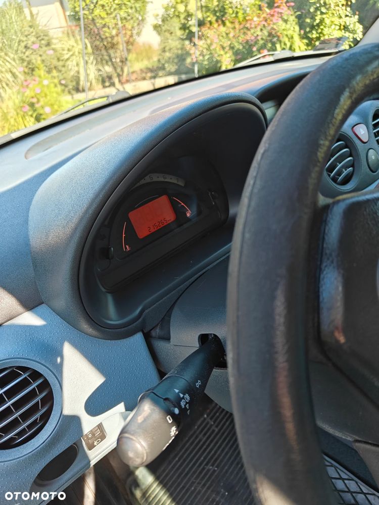 Citroën C3 1.4 SX - 4