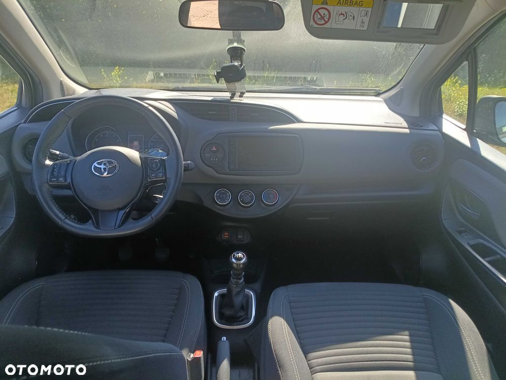 Toyota Yaris - 5