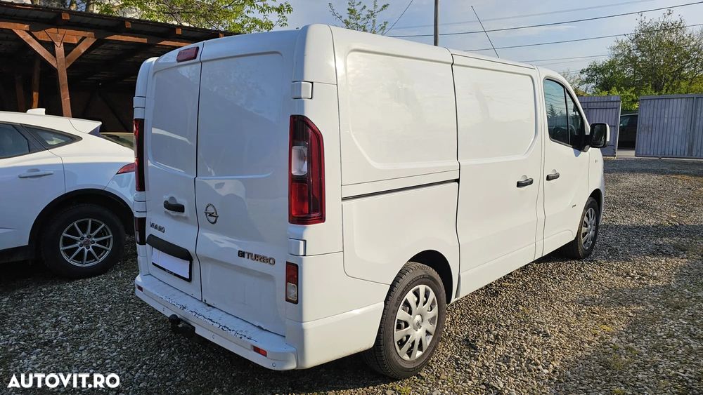 Opel Vivaro - 20