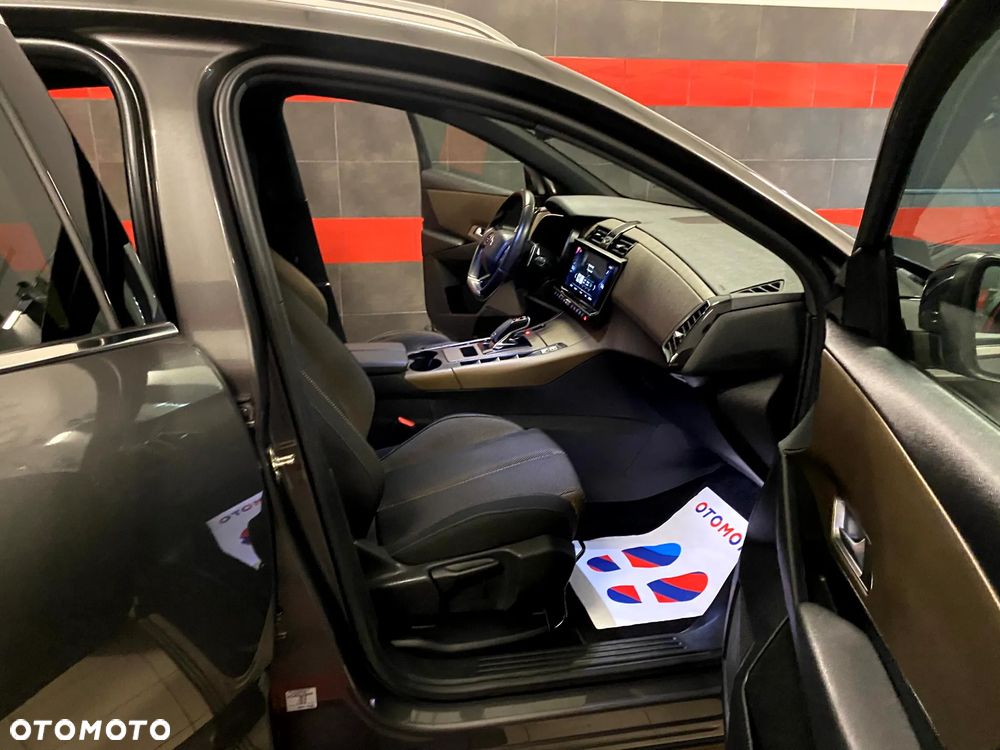 DS Automobiles DS 7 Crossback 1.6 PureTech Performance Line + - 21