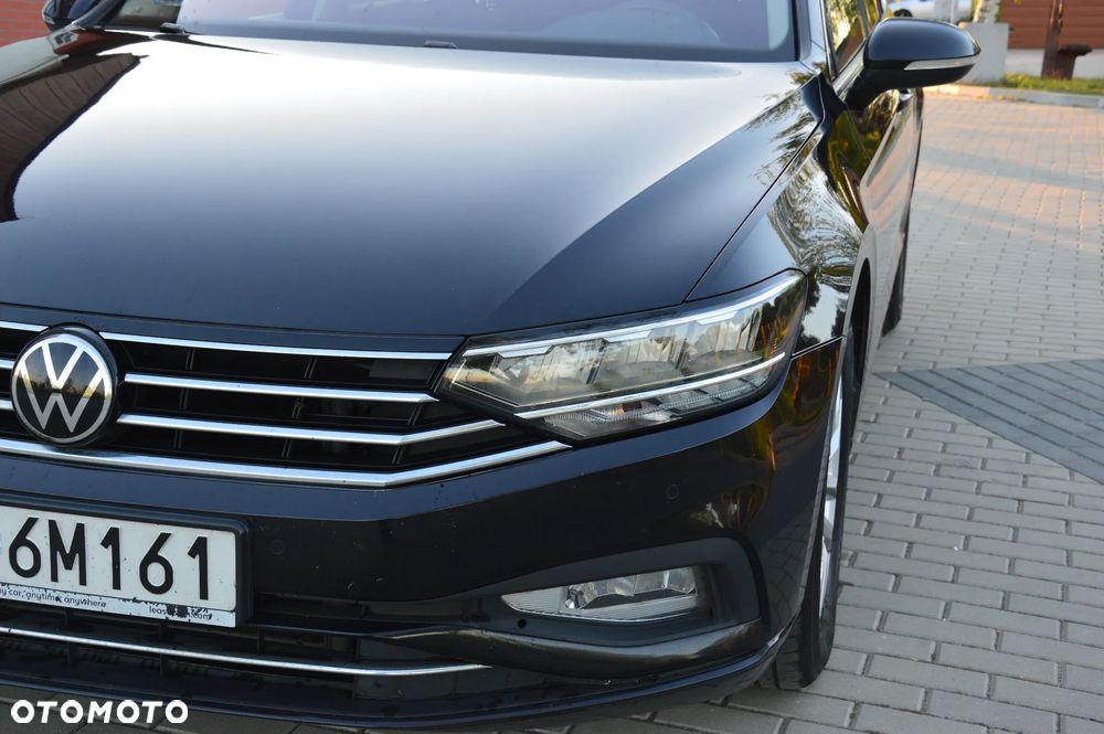 Volkswagen Passat - 21