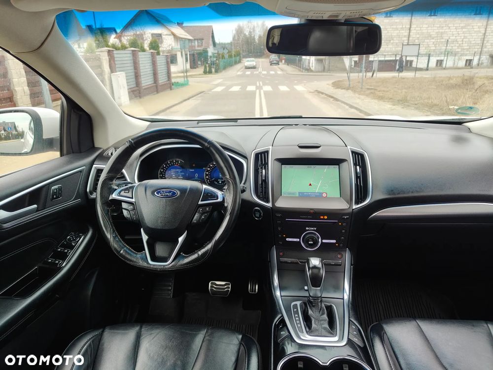 Ford Edge 2.0 TDCi Twin-Turbo 4WD Titanium - 31