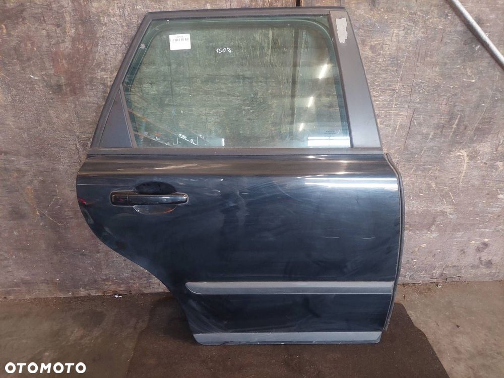 DRZWI KOMPLETNE PRAWY TYŁ VOLVO V50 I - 5