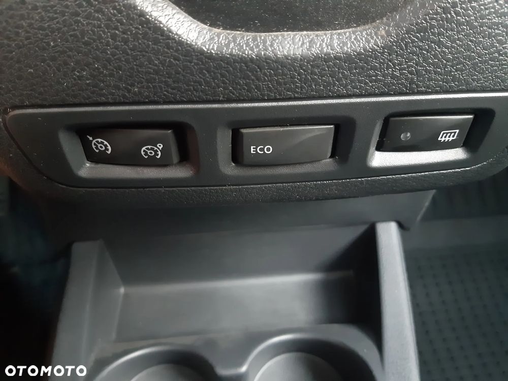 Dacia Dokker 1.6 SCe Stepway - 31