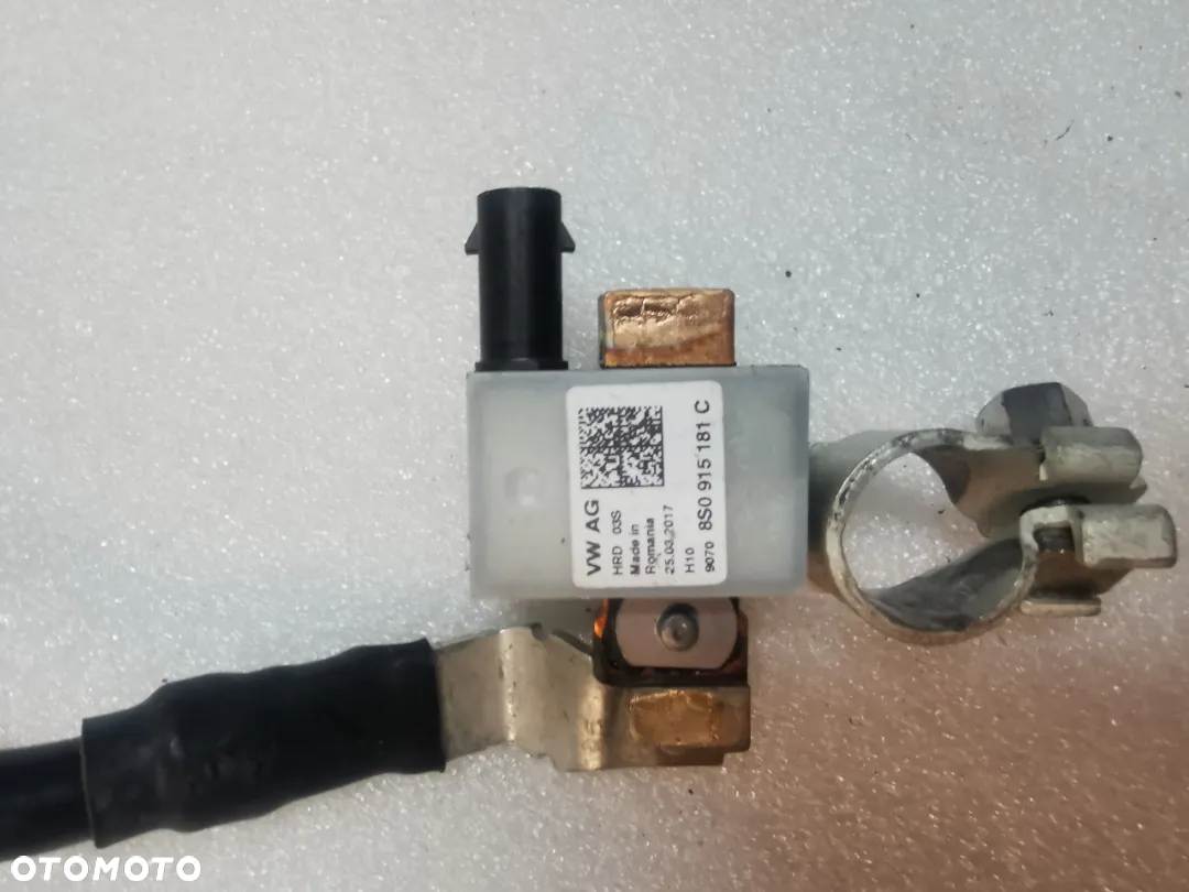 VW Touareg klema minusowa 8S0915181C - 2