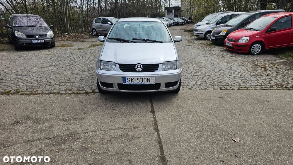 Volkswagen Polo 1.4 Comfortline - 1
