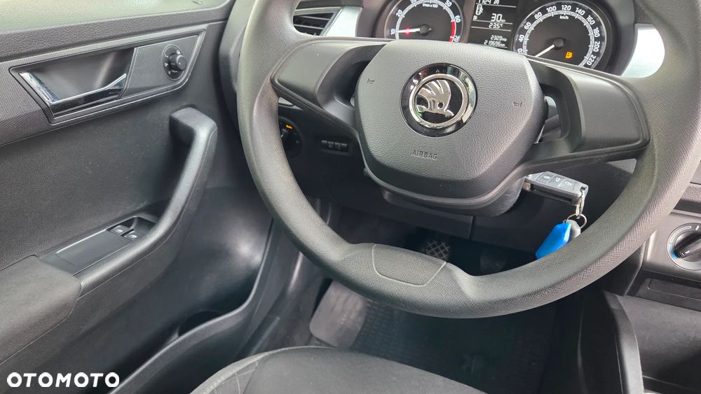 Skoda Fabia 1.0 TSI Ambition - 17