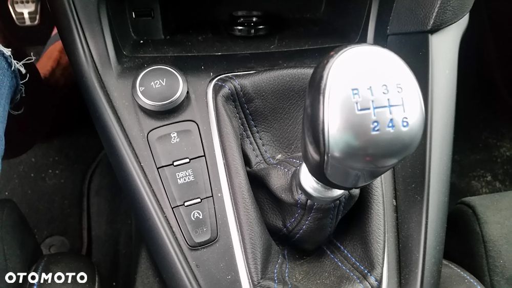 Ford Focus 2.3 EcoBoost S&S Allrad RS - 24