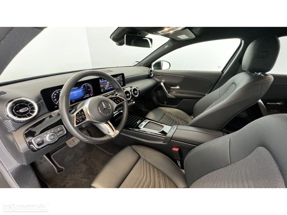 Mercedes-Benz A 250 e Progressive - 10