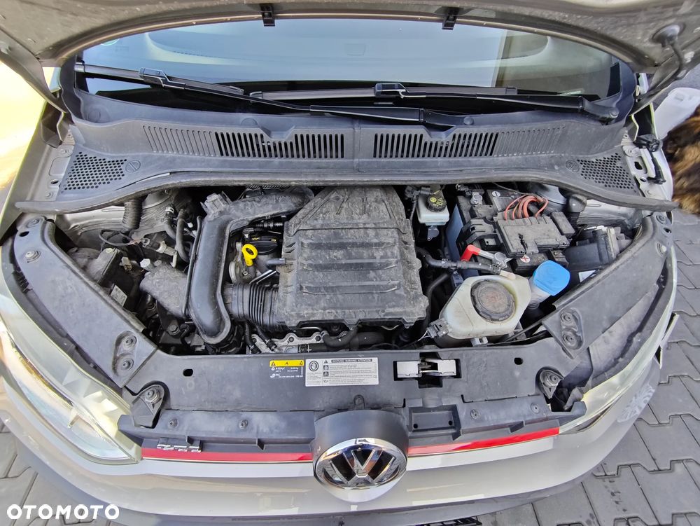 Volkswagen up! GTI - 20