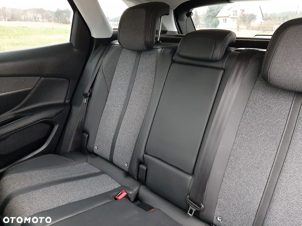 Peugeot 3008 BlueHDi 130 Stop & Start EAT8 Crossway - 9