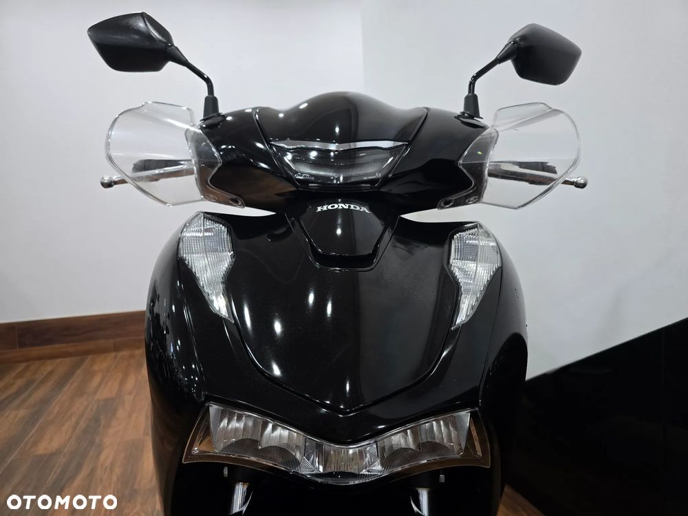 Honda SH - 16