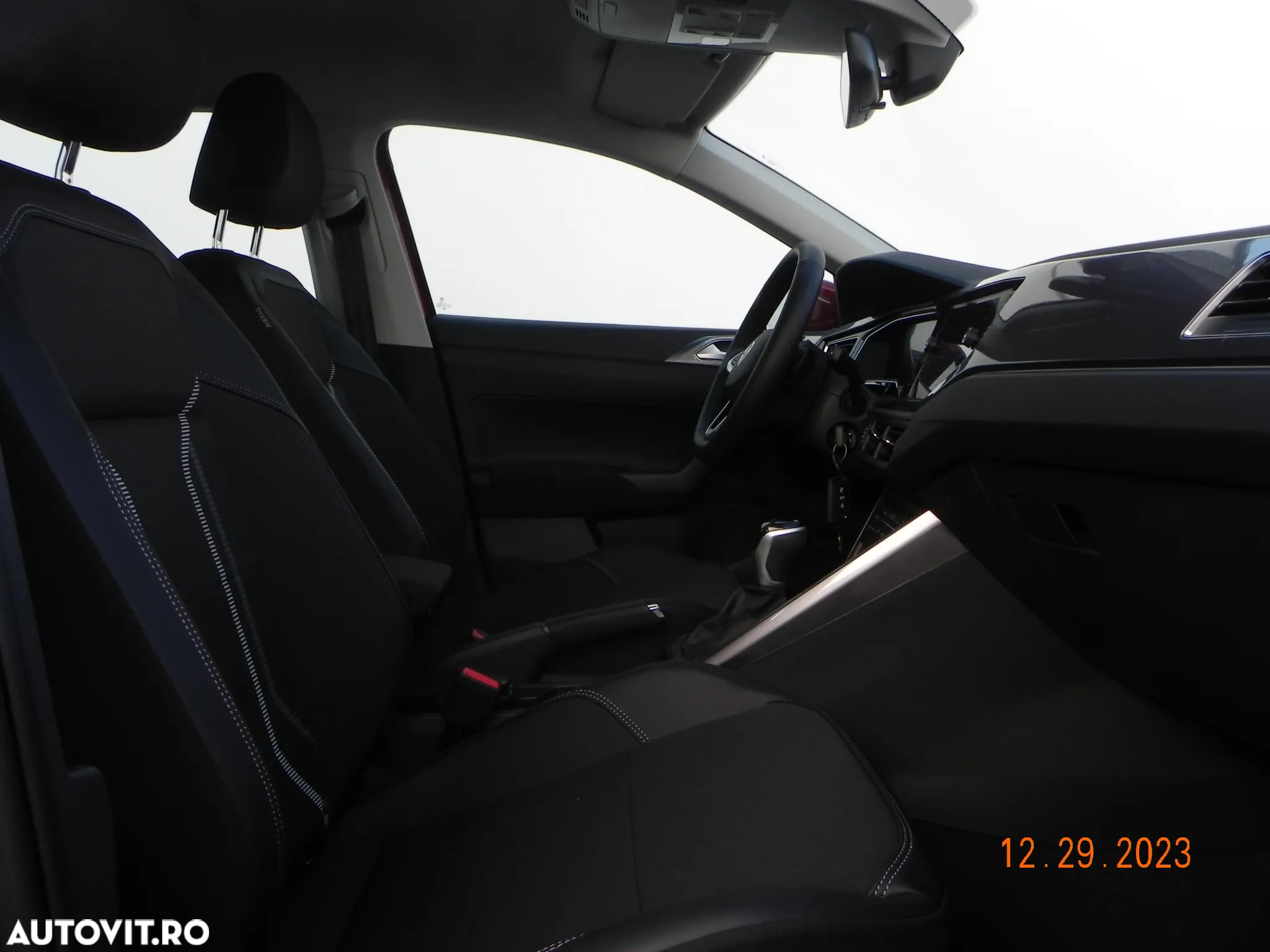 Volkswagen Taigo 1.0 TSI DSG Style - 11
