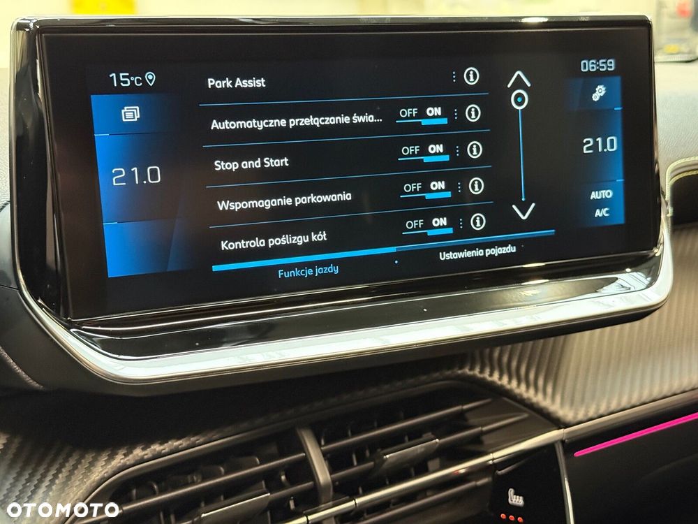 Peugeot 2008 1.2 PureTech GT Line S&S EAT8 - 40
