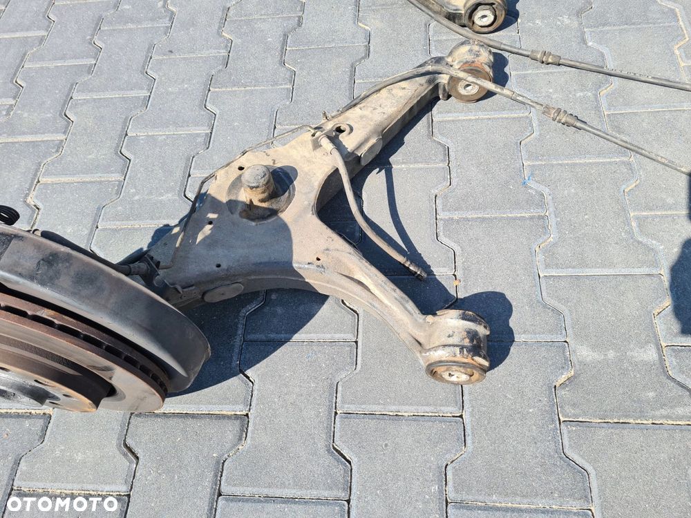 VW T6 zawieszenie wahacz zacisk prawy tył KOMPLET - 2