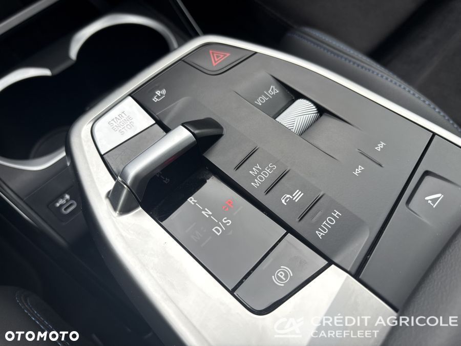 BMW X1 sDrive20i mHEV - 33
