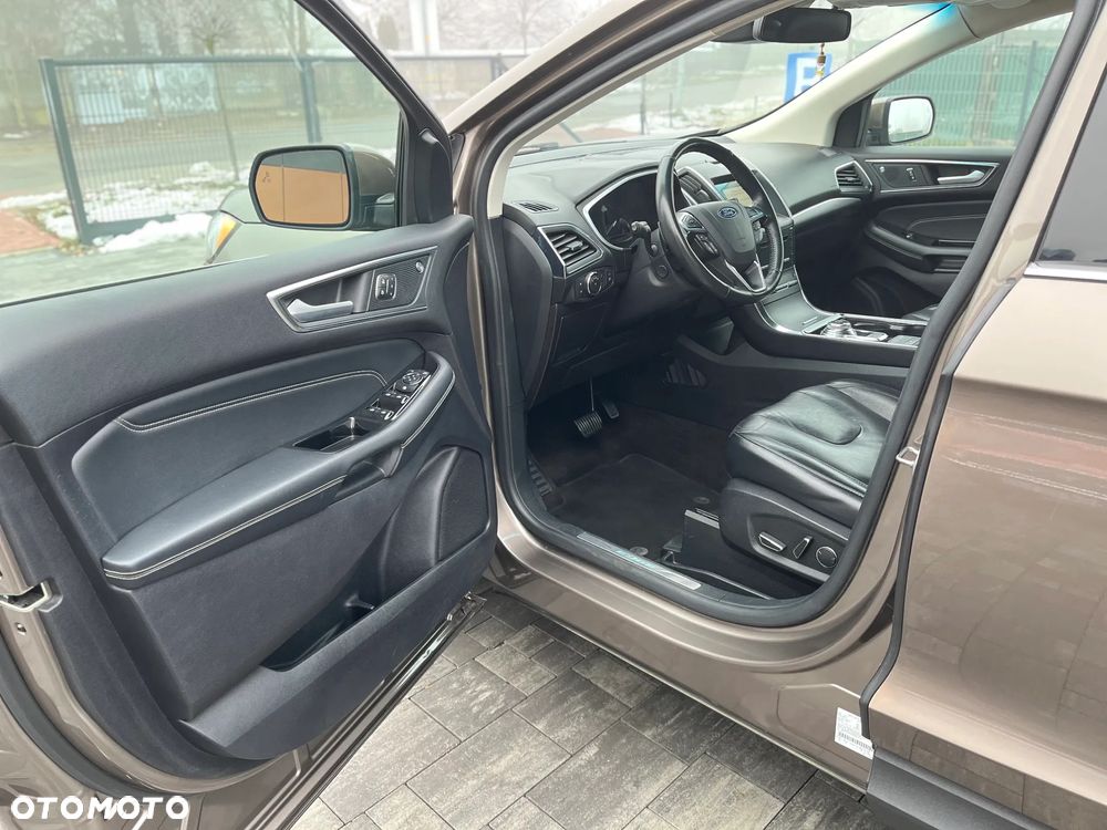 Ford Edge - 2