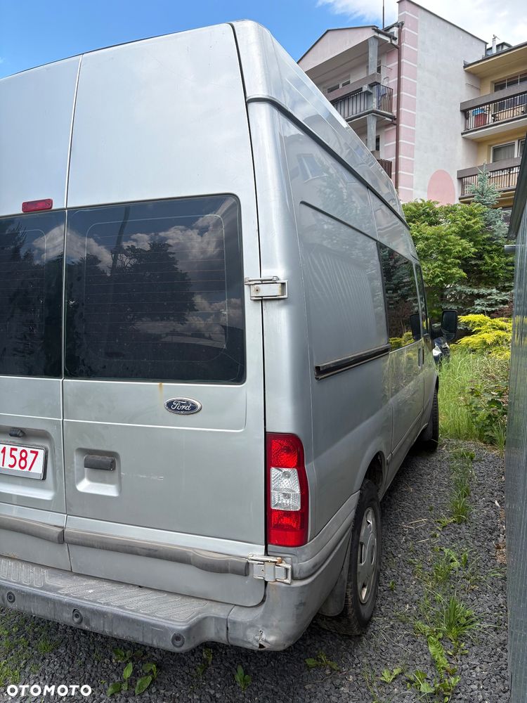 Ford Transit - 1