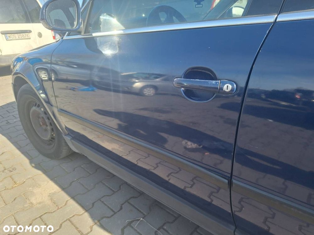 DRZWI KOMPLETNE LEWY PRZÓD VOLKSWAGEN PASSAT B5 FL LA5E - 2