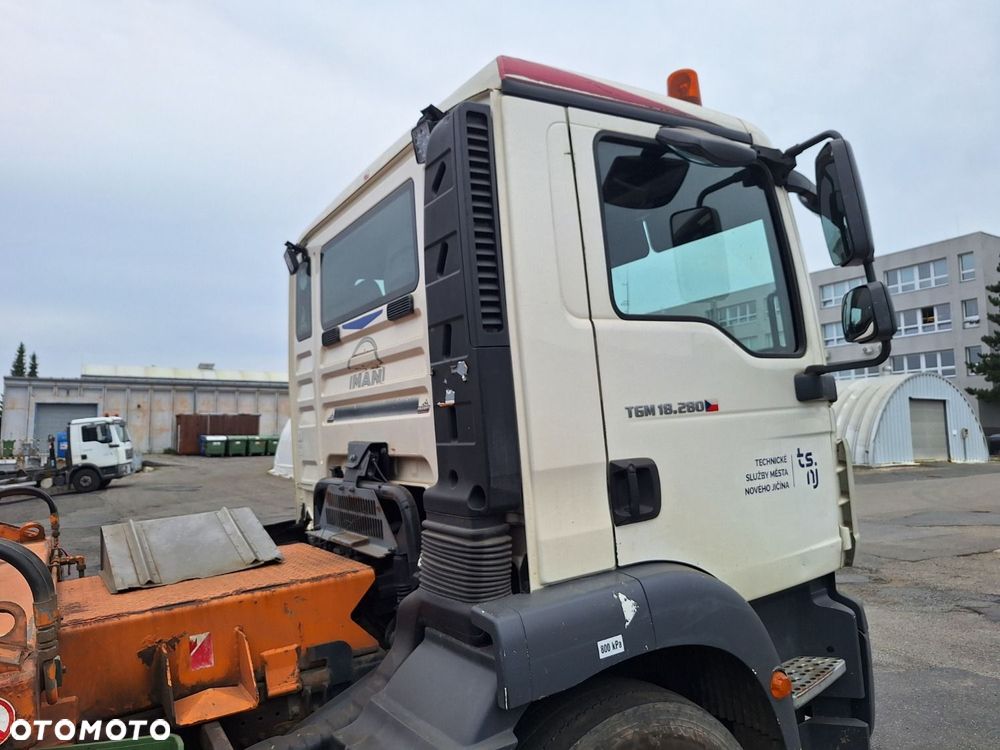 MAN Tgm 18.280 4X2 Bb - 40