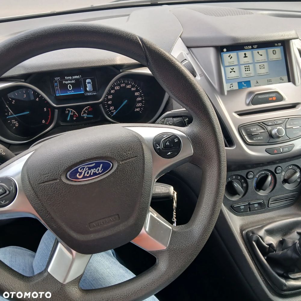 Ford Transit Connect - 18