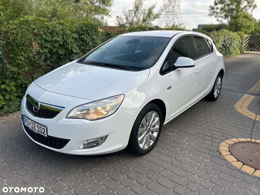 Opel Astra 1.4 ecoFLEX - 4