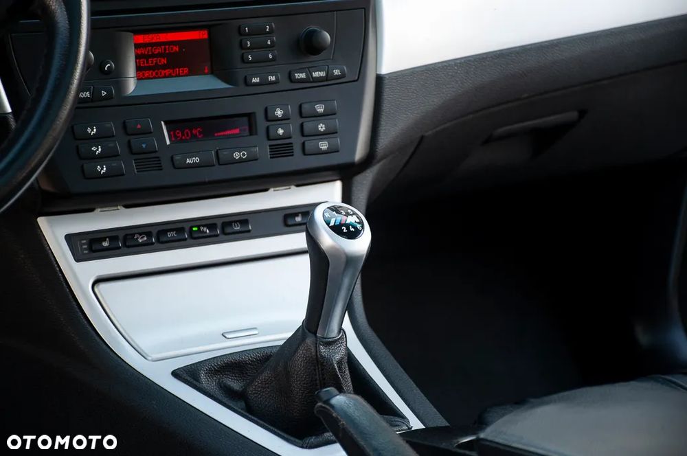 BMW X3 2.0i - 35