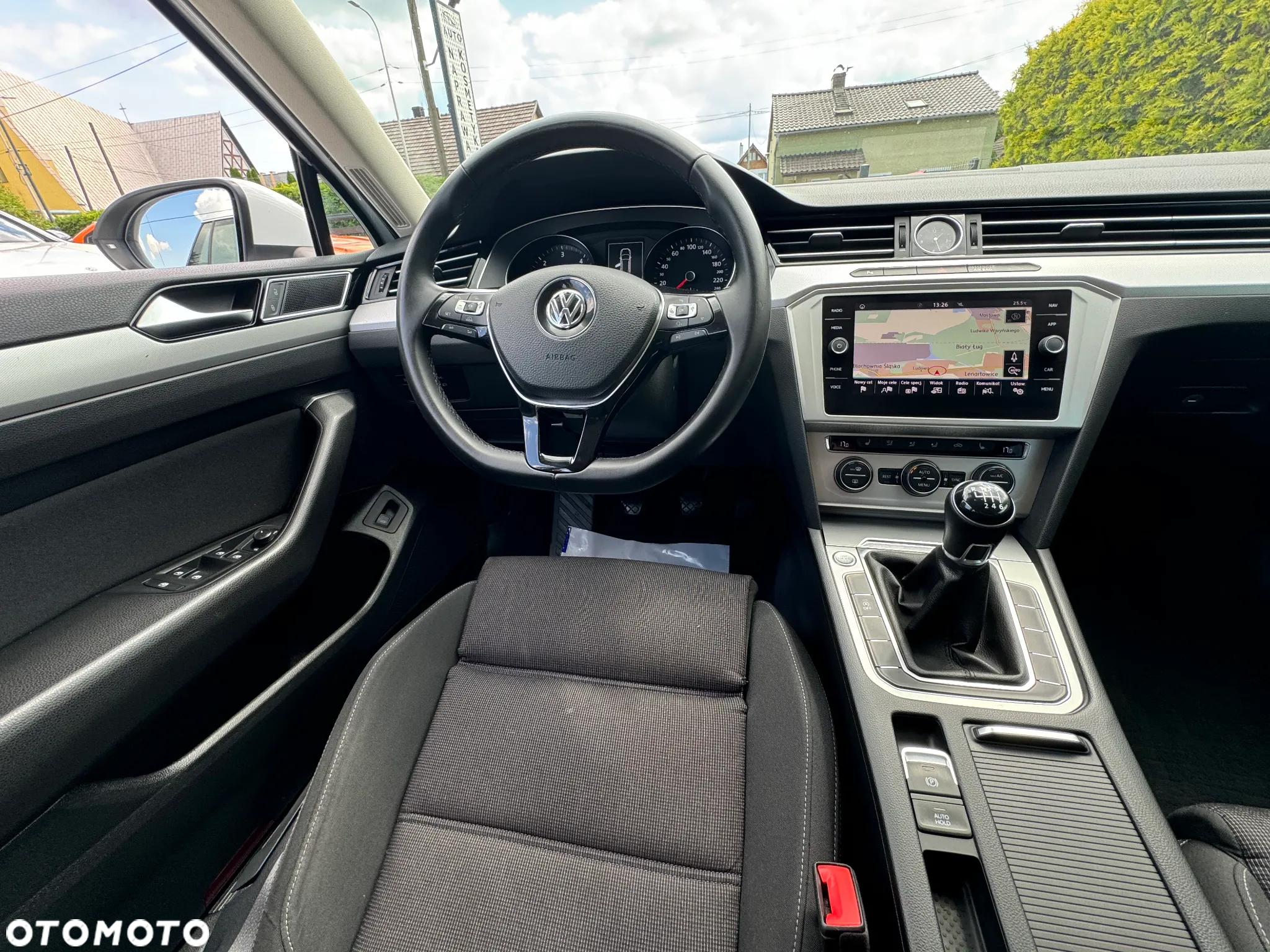 Volkswagen Passat 2.0 TDI BMT Comfortline - 6