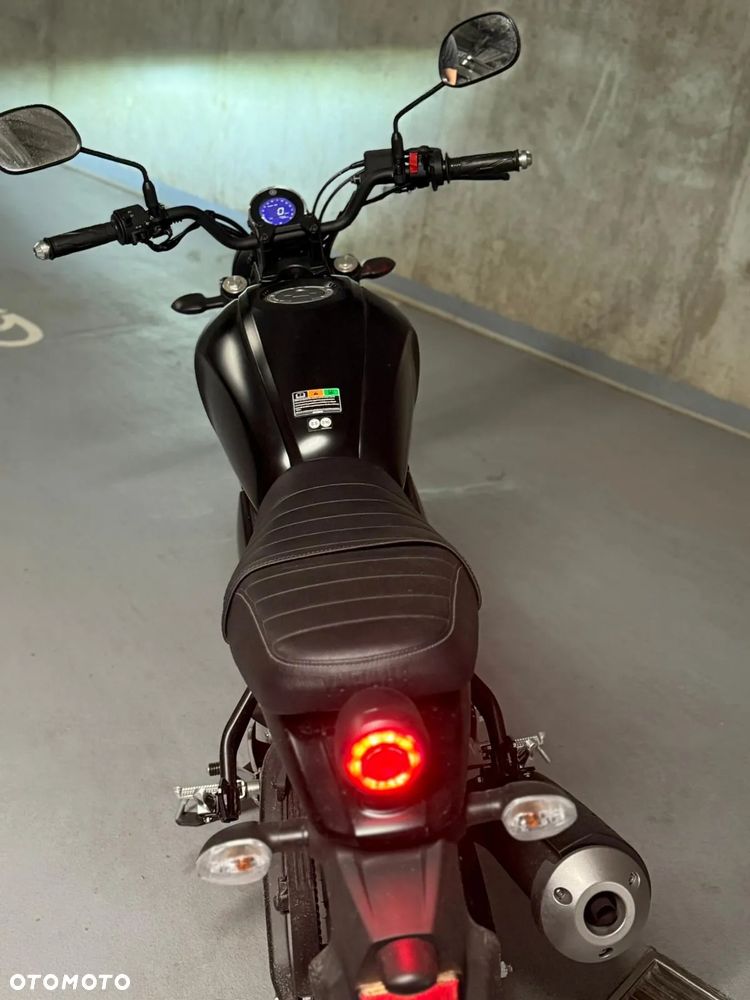 Yamaha XSR - 2