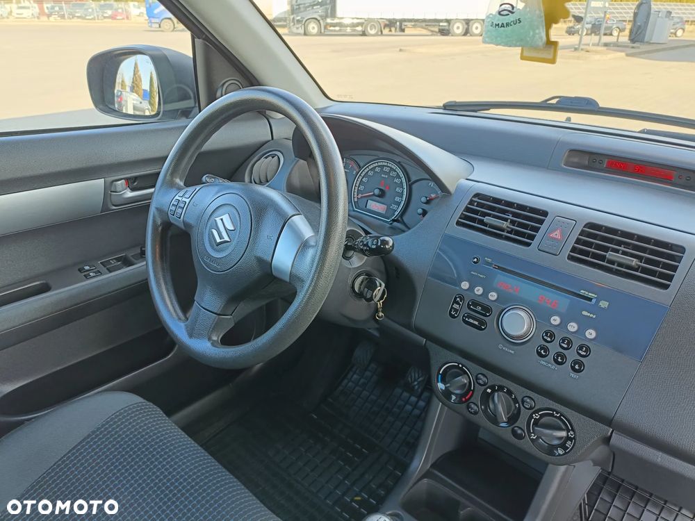 Suzuki Swift 1.3 Comfort - 6