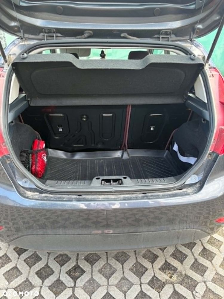 Ford Fiesta 1.25 Titanium - 11